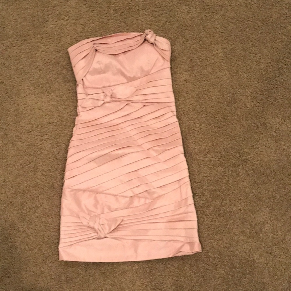 Strapless formal dress